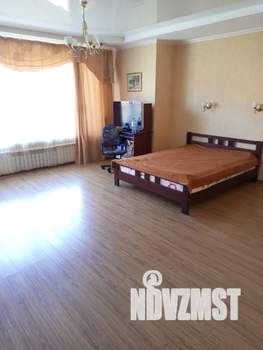 Дом 475м², 3-этажный, посуточно,