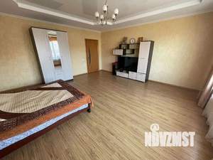 Дом 475м², 3-этажный, посуточно,