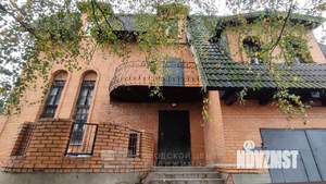 Дом 475м², 4-этажный, участок 12 сот.