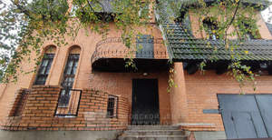 Дом 370м², 4-этажный, участок 12 сот.