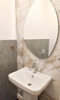 Дом 240м², 3-этажный, участок 2 сот.