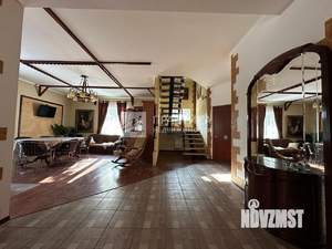 Дом 220м², 2-этажный, на длительный срок, 