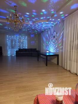 Дом 475м&sup2;, 3-этажный, посуточно, 