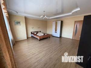 Дом 475м&sup2;, 3-этажный, посуточно, 