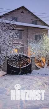 Дом 475м&sup2;, 3-этажный, посуточно, 