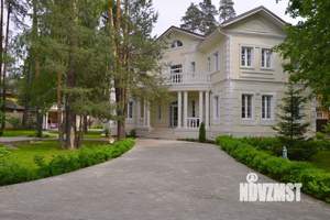 Дом 620м², 2-этажный, участок 21 сот.  
