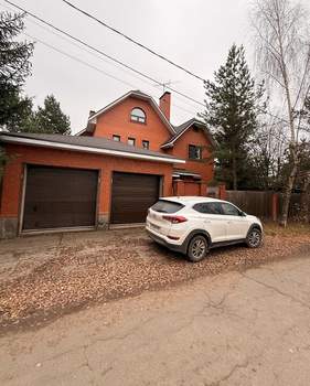 Дом 350м&sup2;, 4-этажный, участок 12 сот.  