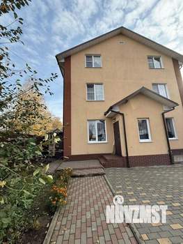 Дом 157м&sup2;, 3-этажный, участок 2 сот.  