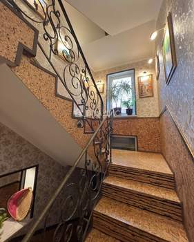 Дом 350м², 4-этажный, участок 3 сот.  