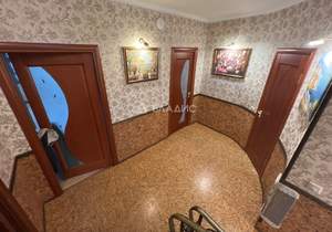 Дом 350м², 4-этажный, участок 3 сот.  