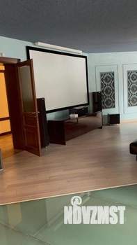 Коттедж 1060м&sup2;, 2-этажный, участок 35 сот.  