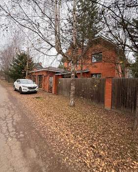 Дом 350м², 4-этажный, участок 12 сот.  