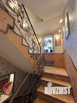 Таунхаус 350м², 4-этажный, участок 3 сот.  