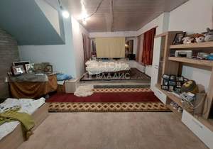 Дом 219м², 3-этажный, участок 5 сот.  