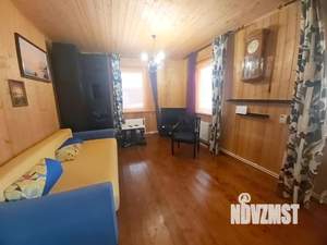 Дом 220м&sup2;, 3-этажный, участок 4 сот.  