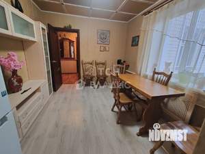 Дом 166м&sup2;, 3-этажный, участок 6 сот.  