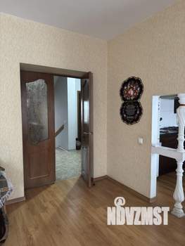 Коттедж 310м&sup2;, 3-этажный, участок 2 сот.  