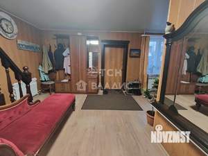 Дом 166м&sup2;, 3-этажный, участок 6 сот.  