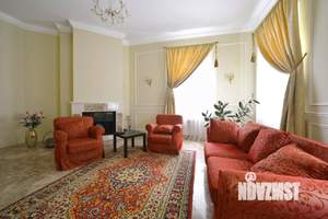 Дом 620м², 2-этажный, участок 21 сот.  