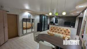 Дом 393м&sup2;, 2-этажный, участок 7 сот.  