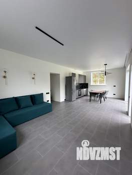 Дом 110м&sup2;, 2-этажный, участок 4 сот.  