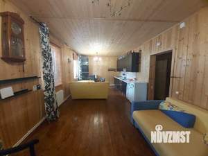 Дом 220м&sup2;, 3-этажный, участок 4 сот.  