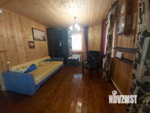 Дом 220м&sup2;, 3-этажный, участок 4 сот.  