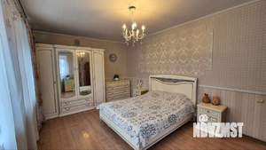 Дом 393м&sup2;, 2-этажный, участок 7 сот.  