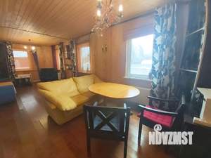 Дом 220м&sup2;, 3-этажный, участок 4 сот.  