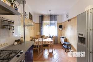 Таунхаус 161м², 3-этажный, участок 2 сот.  