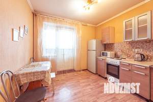 1-к квартира, посуточно, 39м2, 1/1 этаж