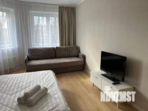 1-к квартира, посуточно, 41м2, 2/15 этаж