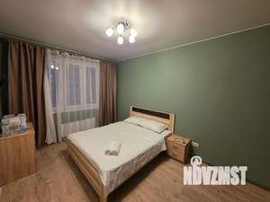 1-к квартира, посуточно, 38м2, 11/18 этаж