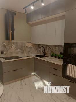 1-к квартира, посуточно, 38м2, 7/17 этаж