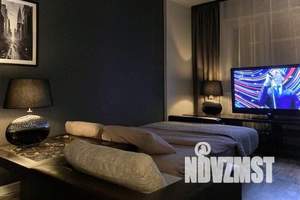 1-к квартира, посуточно, 39м2, 4/16 этаж
