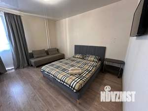 1-к квартира, посуточно, 35м2, 8/17 этаж