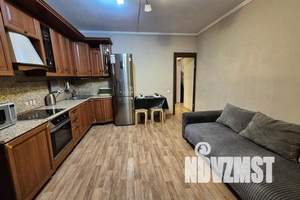 1-к квартира, посуточно, 53м2, 10/18 этаж