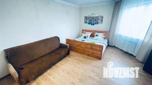 1-к квартира, посуточно, 35м2, 5/19 этаж
