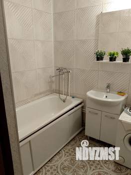1-к квартира, посуточно, 47м2, 3/3 этаж