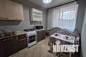 1-к квартира, посуточно, 35м2, 4/16 этаж