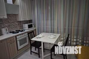 1-к квартира, посуточно, 35м2, 1/4 этаж