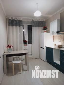 1-к квартира, посуточно, 40м2, 8/17 этаж