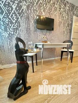 1-к квартира, посуточно, 39м2, 1/4 этаж