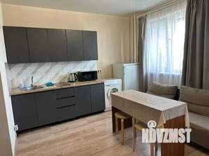 1-к квартира, посуточно, 35м2, 8/17 этаж
