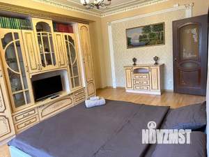 1-к квартира, посуточно, 45м2, 3/15 этаж