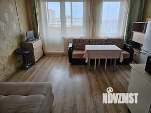 Студия квартира, посуточно, 35м2, 17/19 этаж