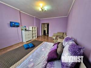 1-к квартира, посуточно, 53м2, 1/1 этаж