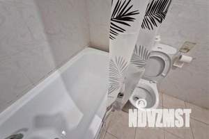 1-к квартира, посуточно, 35м2, 4/16 этаж