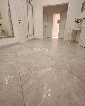 3-к квартира, вторичка, 113м2, 1/7 этаж