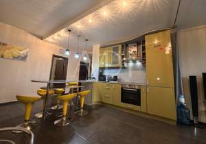 2-к квартира, вторичка, 65м2, 8/9 этаж